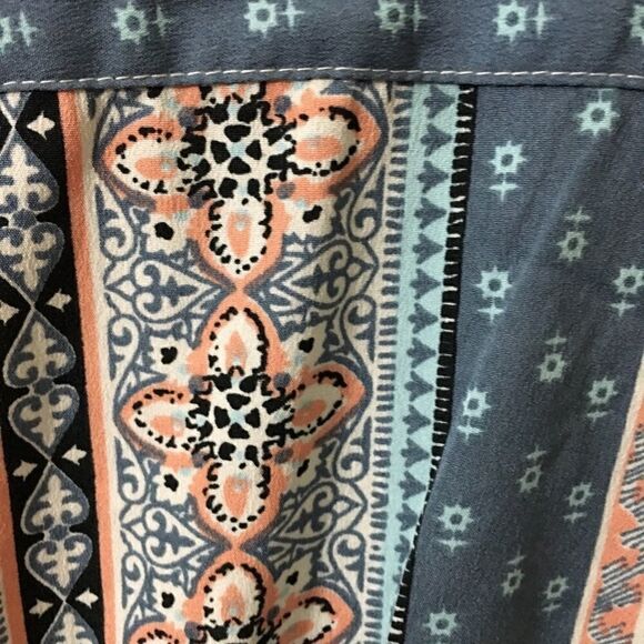 HOSTPICK Gorgeous chest pocket slip like shirt dress - Picture 7 of 8